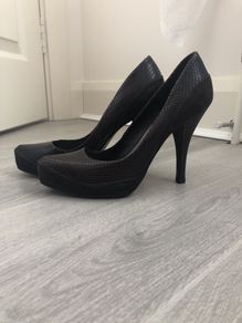Leather high heels size 3 brown