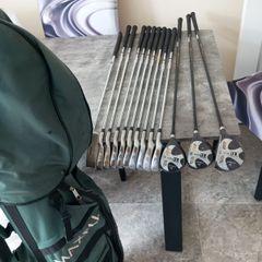 Dunlop golf clubs. Right handed clubs