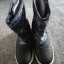 kids winter shoes/boots. Size 31/13 Image 2
