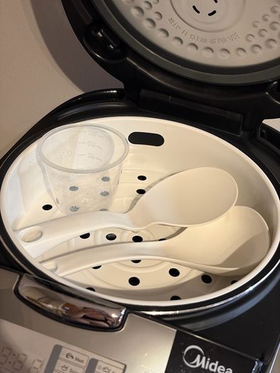 Midea 5L Rice Cooker