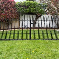 Steel swing gates