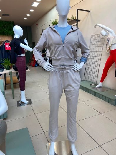 Professional Female Shop Mannequins - Full Body, Articulated Poses (Set of 6)