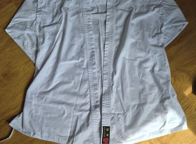 Full kids Taekwondo uniform and sparing gear (Size s)