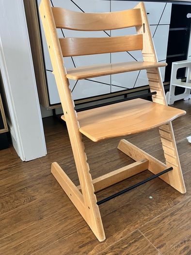 stokke high chair.