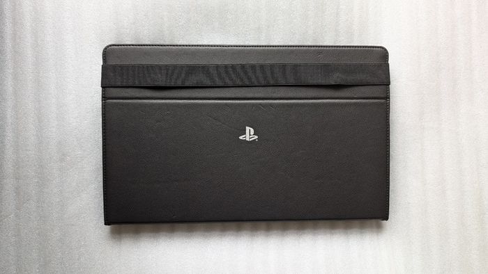 Hori Portable Gaming Monitor PS4-087