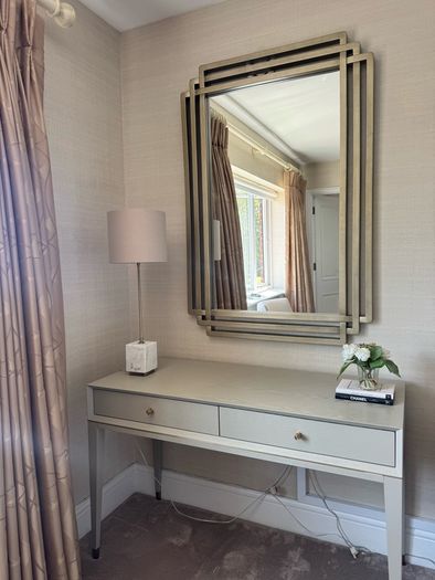 dressing table