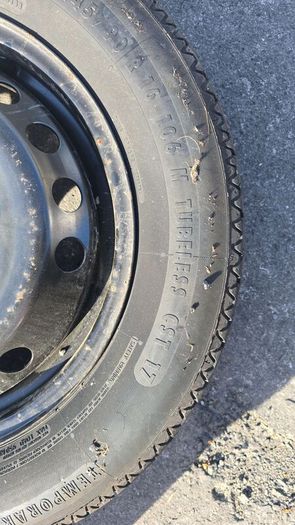 Car tyre