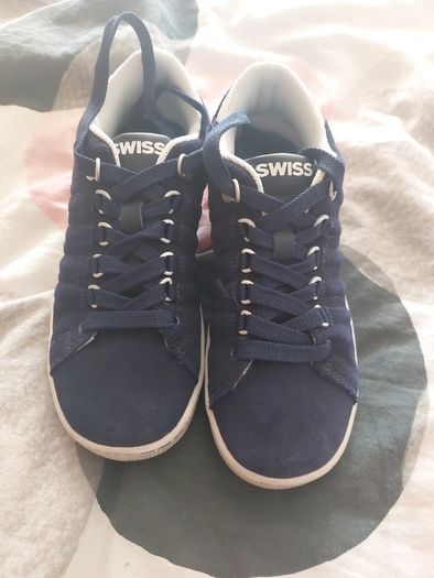 boys kswiss runners size 2
