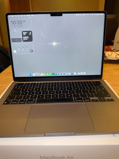 Macbook