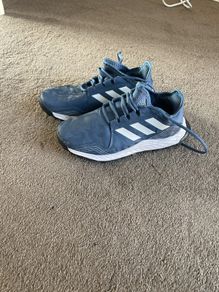 hockey shoes UK size 3