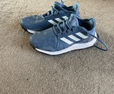 hockey shoes UK size 3