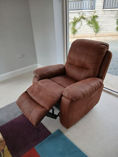 Sofa 2 seater and 1 seater recliner