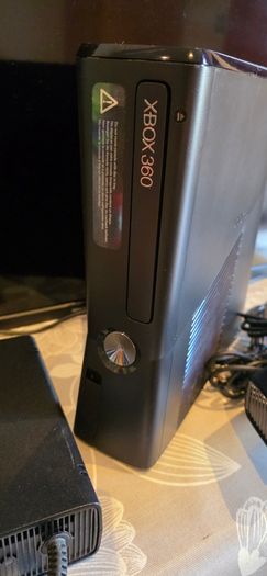 Xbox 360 S