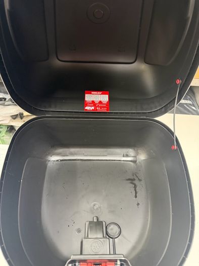 givi top box
