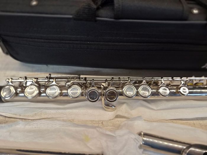 Windsor MI-1002 Student Nickel Plated Flute With Split E Key Includes Hard Case