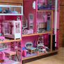 Doll house Image 3