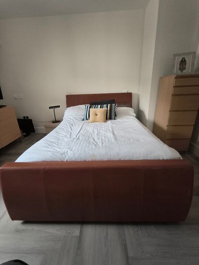 Beautiful Std 4ft 6 " Bed