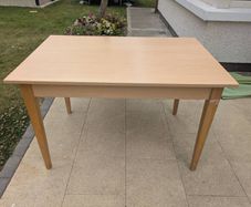 4 person Dining Table Light Wood - 120.5cm x 80.5cm