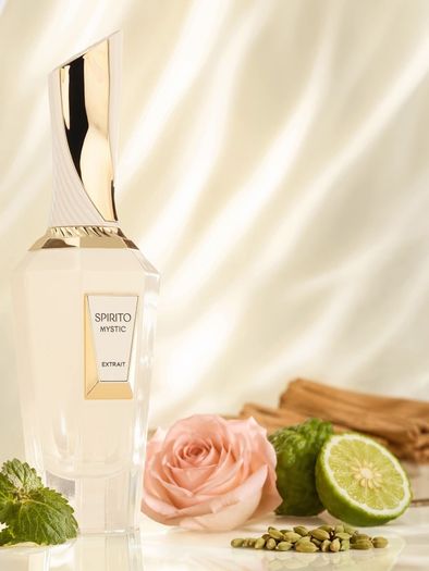 Do not buy this perfume if you are only looking for an ordinary scent