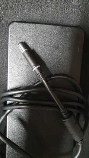 Dell 240w round pin