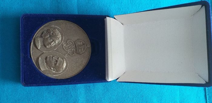 GEORGE VI Medal, The marriage of George VI to Elisabeth Bowes-Lyon
