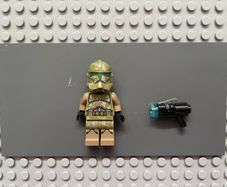 lego Star Wars sw0519 Clone Trooper, 41st Elite Corps (Phase 2) minifigure- Kashyyyk Camouflage, Scowl