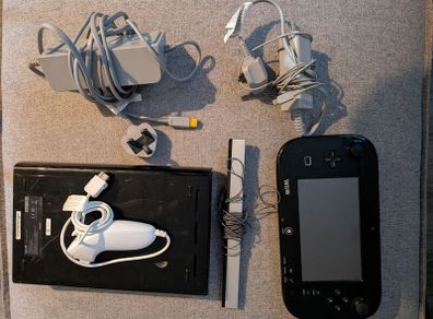 Wii U Gamepad and Console and Controllers