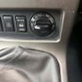 Nissan pathfinder jeep 7 seater 6 speed Image 4