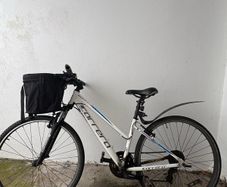 Selling Carrera bike
