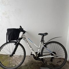 Selling Carrera bike