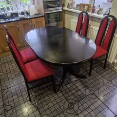Kitchen table & chairs