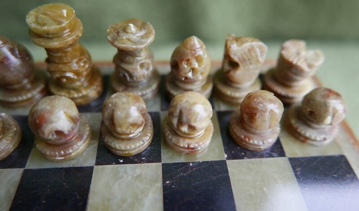 Chess Set made from Stone and Wood 6,5" x 6,5"