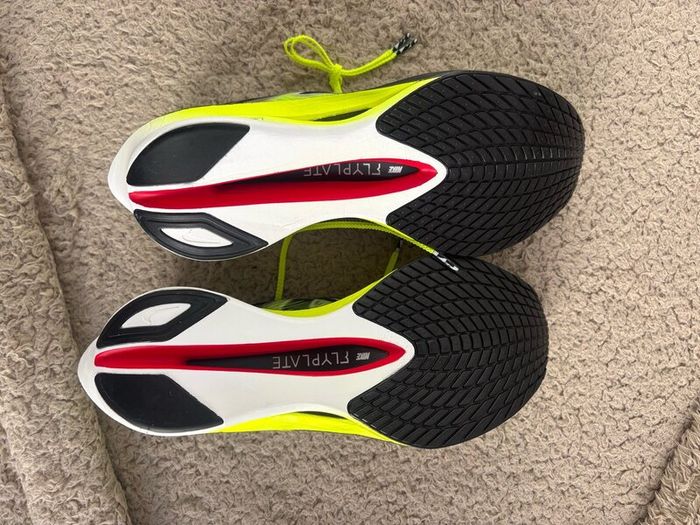 Vaporfly 4s size 11UK NEW
