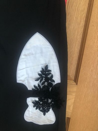 Stunning exquisss dress