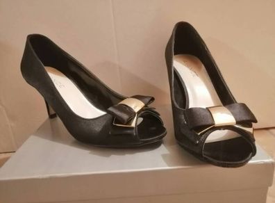 New Shoes Avance