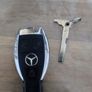 Mercedes key Image 3