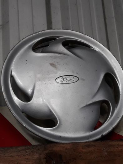 Ford Wheel trim