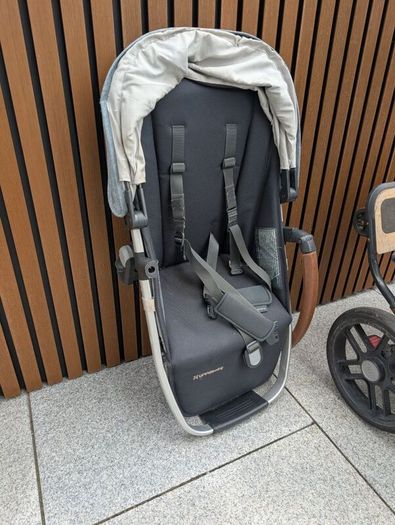 UPPAbaby Vista (2018/2019) Complete Travel System Bundle + Extras