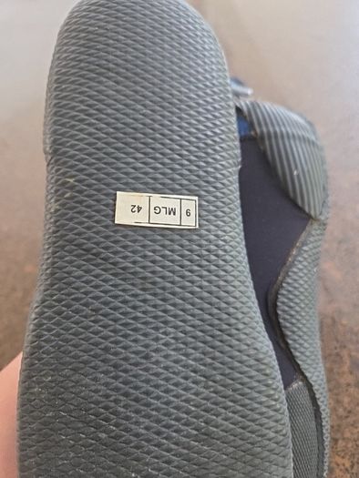 Gola water booties uk9
