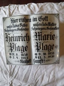 Memorial plaque