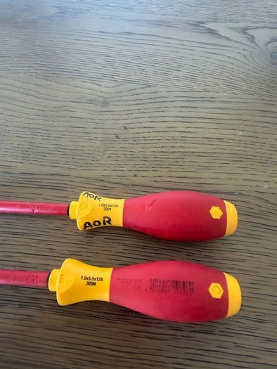 Wiha Large flat head VDE 1000v 5.5
