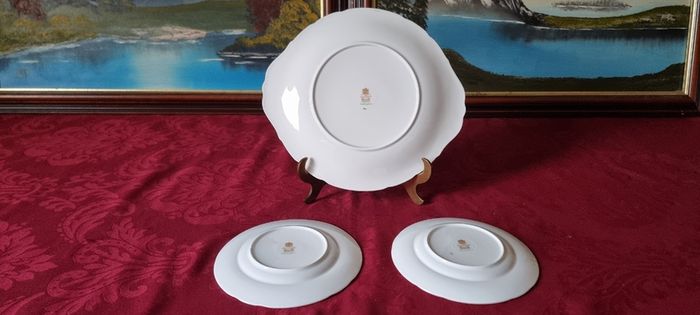 For Collectors Antique 3 Piece Paragon Rockingham Bone China Gold Gilt Cabinet Eared Cake Plate And Bread And Butter Set Made In England