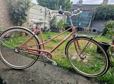 Caferacer Lady Uno Womens Bike
