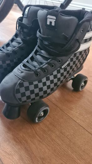 Rookie Rollerskates