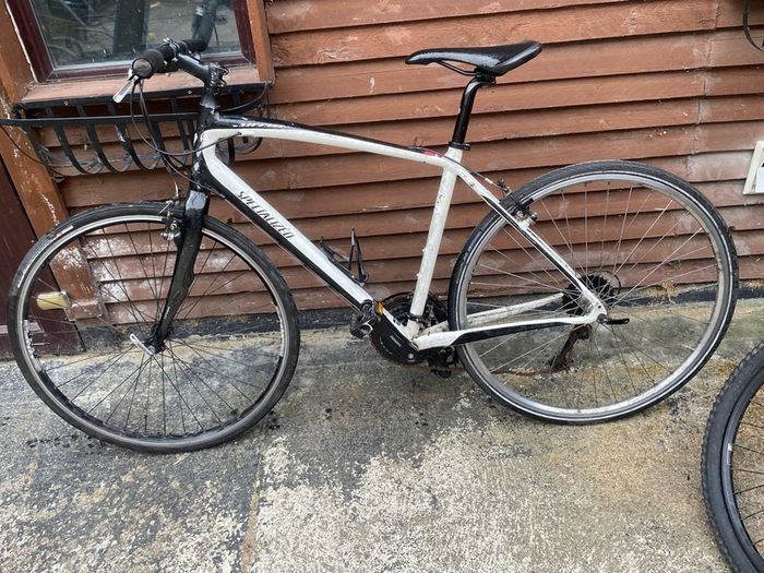 Specialized sirrus