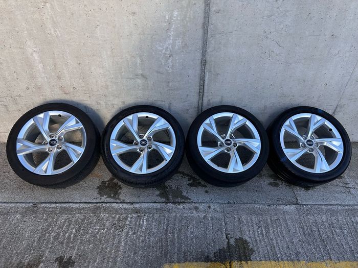 Genuine Audi A4/S4 18" Alloy Wheels - Like New, Pirelli