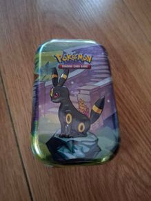 Pokemon TCG Scarlet & Violet Prismatic Evolutions Mini Tin  Umbreon
