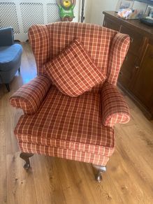 wing back chair