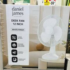 Desk fan 12 inch - AS NEW