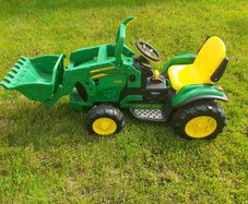 Electric ride on Tractor & Trailers